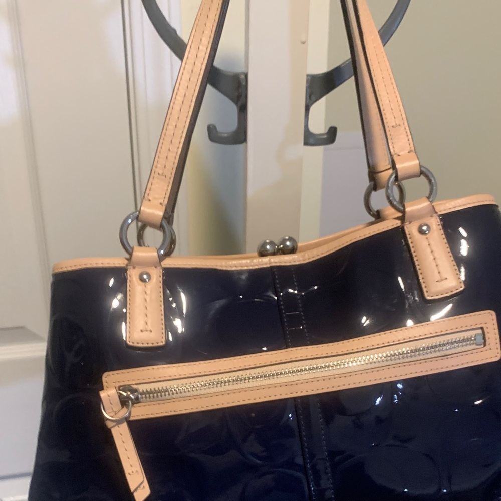 Coach Navy and Tan Shoulder Bag - Picture 6 of 11